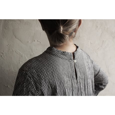 BUMPY COTTON SWITCHING GATHER ONE PIECE / GAUZE#