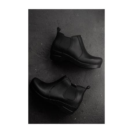 FRANKIE / dansko