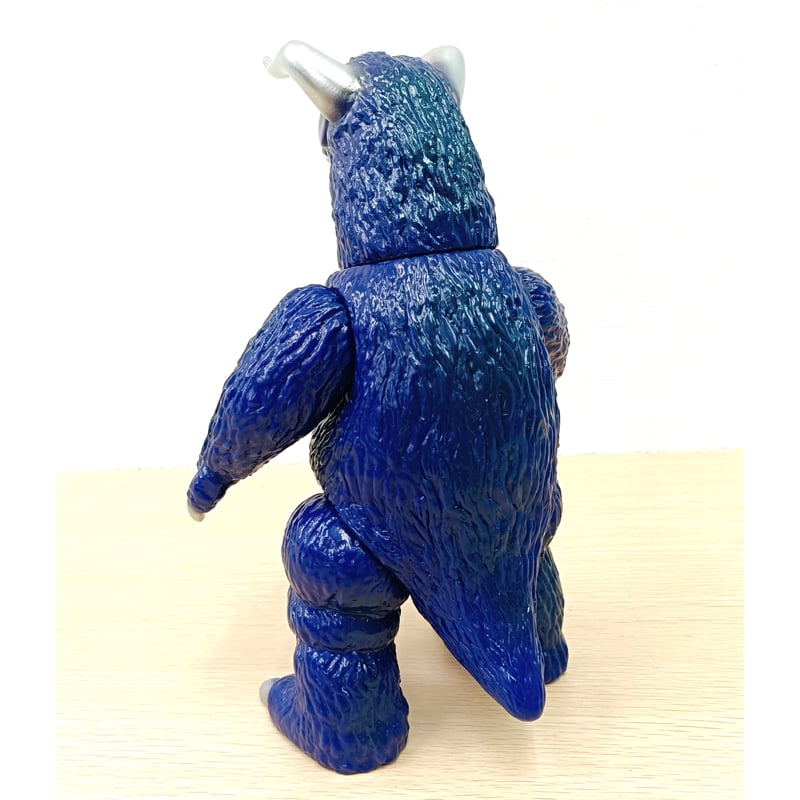 牡牛座怪獣 ドギュー ソフビ フィギュア | MARMIT