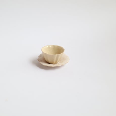田中直純　貫入釉フリル茶杯