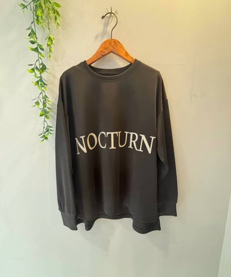 センターロゴビッグトップス・全3色(￥7,590)