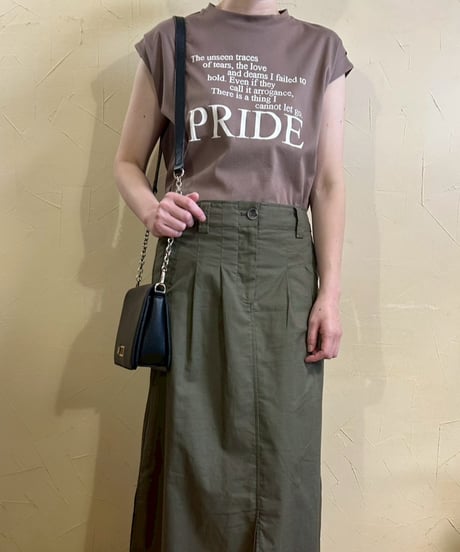 タックフレンチスリーブロゴTシャツ・全3色(￥7,590)