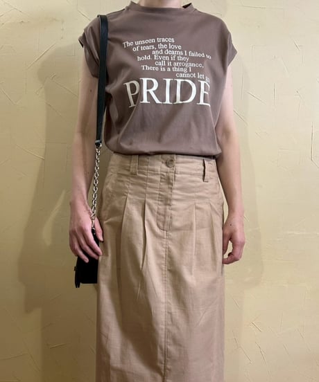 タックフレンチスリーブロゴTシャツ・全3色(￥7,590)