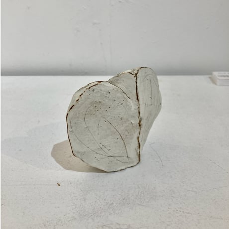 「6白いハート」山川美雪