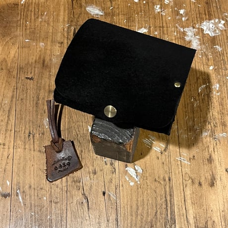 kudu革折り財布 右利き用(black/suede/kudu)Lot#419