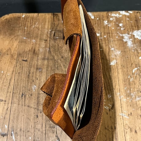 kudu革折り財布 右利き用(autmun spice/suede/kudu)Lot#423