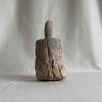 傾いた砧