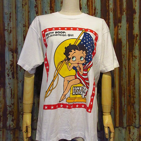 betty | STORES