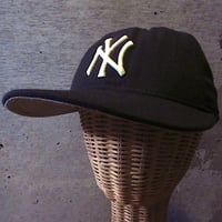 ビンテージ90’s●NewEra NYヤンキース刺繍入りキャップ紺size 7 1/8●261011j6-m-cp-bb古着1990sニューエラ帽子