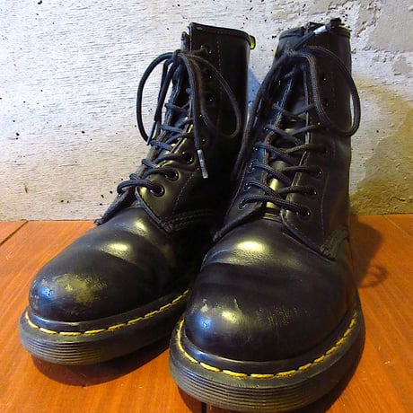 drmartens | STORES