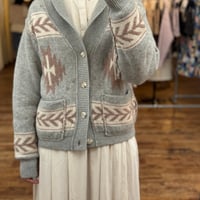【LE MELANGE】 　ダブルジャガードカーディガン　10月下旬～11月上旬入荷