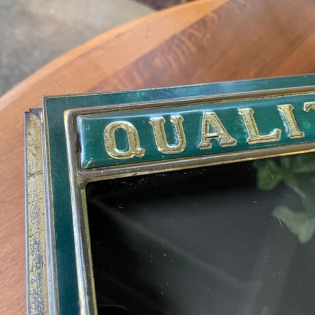 1930’s “QUALITY” ビスケット缶 ショーケース