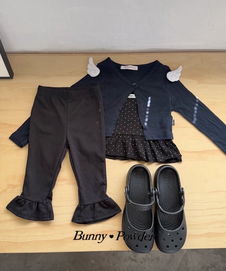 52[予約]bunny powder frill capri pants