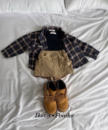 58[予約]bunny powder ribbon pocket skirt