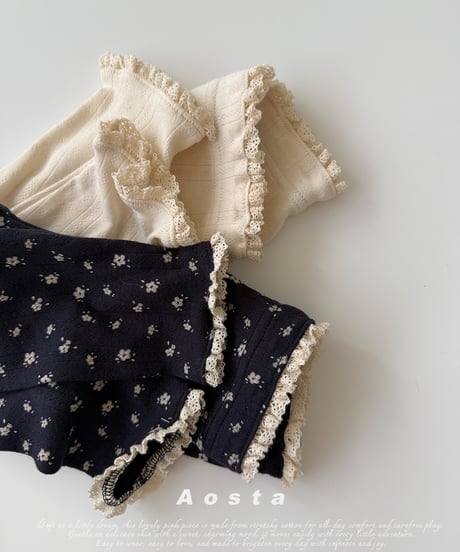 1[予約]Aosta camellia leggings