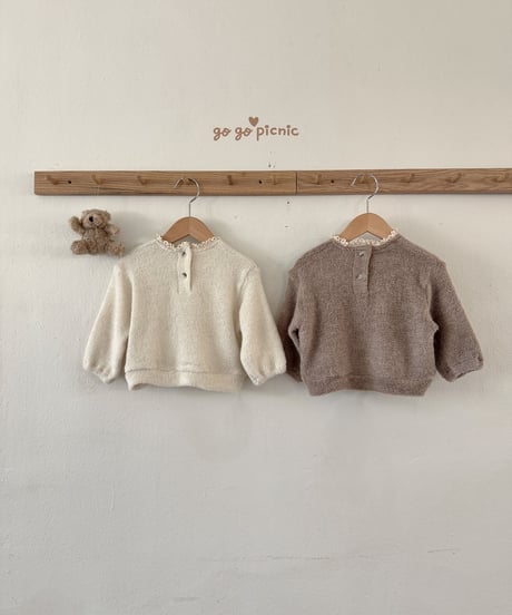 4[予約]go go picnic pompom knit mtm