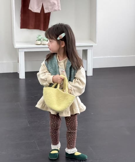 52[予約]aiai banana pocket knit vest