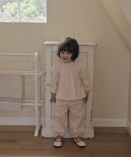 7[予約]送料無料 the beige shirred blouse