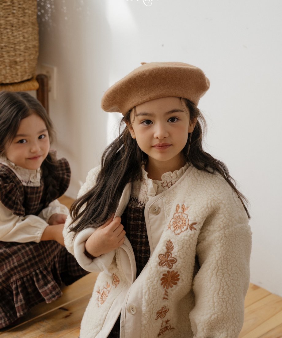 6ad1f21a6d5a1a4f4d2ae735