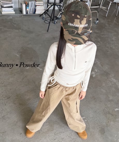 26[予約]bunny powder anime zip-up