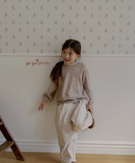 4[予約]go go picnic pompom knit mtm