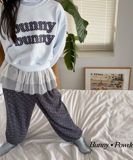 42[予約]bunny powder garden jogger