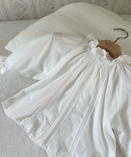40[予約]monbebe chloe lace blouse
