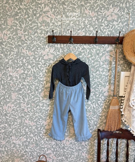 22[予約]ohho soft corduroy frill pants