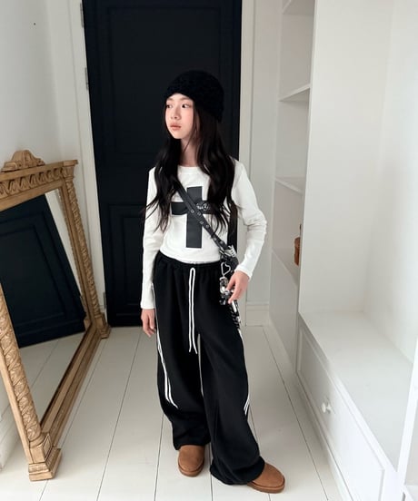 50[予約]COMMA panel two line pants