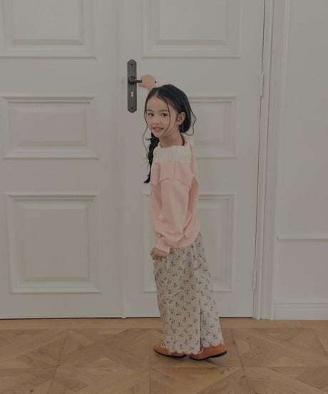 17[予約]Roa scallop pants