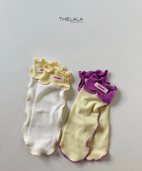 42[予約]thelala wavy knee socks