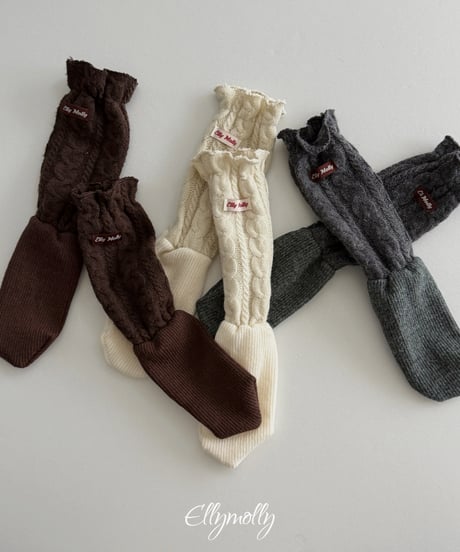 113[予約]ELLYMOLLY twisted wool socks