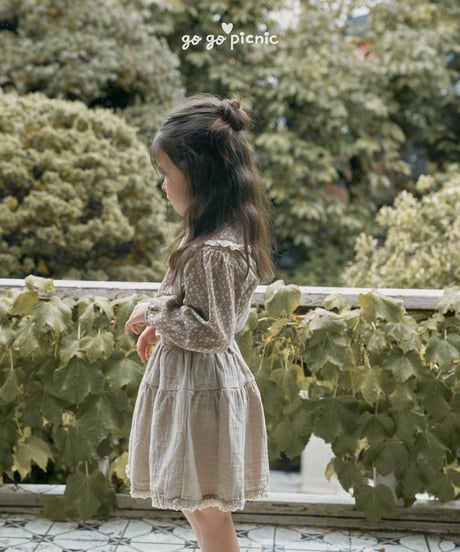 12[予約]go go picnic emily suspender skirt