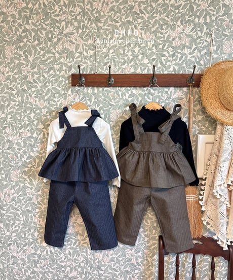 19[予約]ohho herringbone denim strap blouse