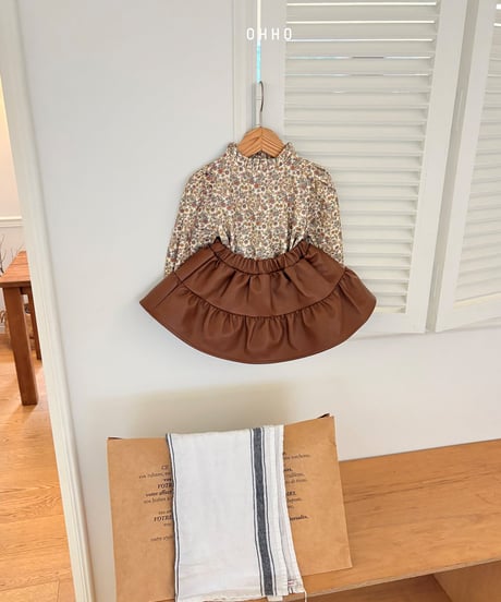 10[予約]ohho leather shirred skirt