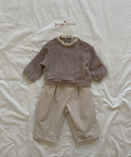 4[予約]go go picnic pompom knit mtm
