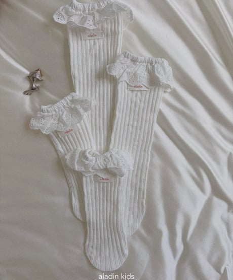 24[予約]aladin lace socks