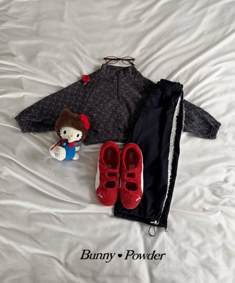 41[予約]bunny powder flower half zip