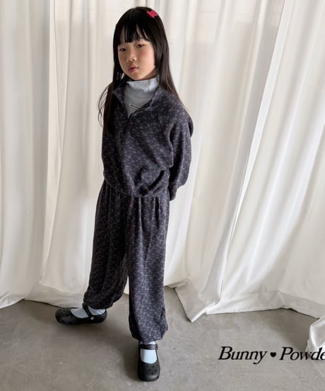 41[予約]bunny powder flower half zip