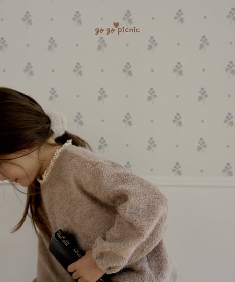 4[予約]go go picnic pompom knit mtm