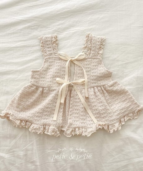 21[予約]petit&petit madeleine frill vest