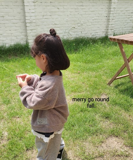 13[予約]merry go round fluffy cardigan