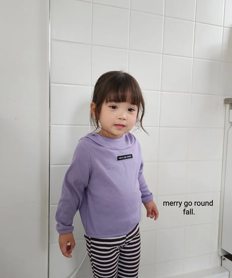 16[予約]merry go round peanut hoodie