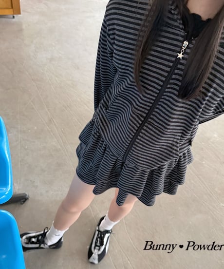 59[予約]bunny powder minami hood zip-up