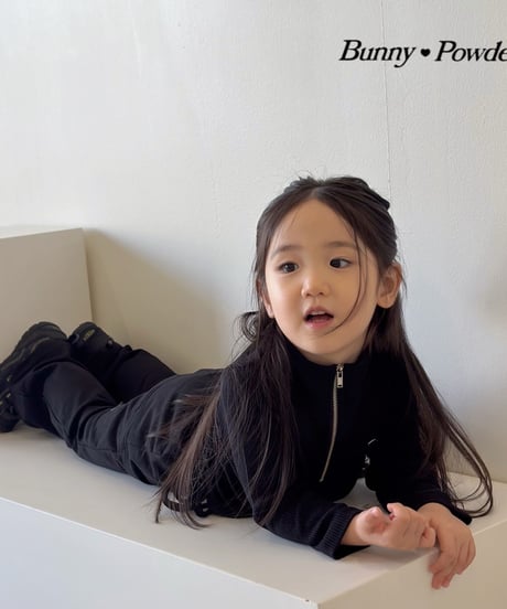 26[予約]bunny powder anime zip-up