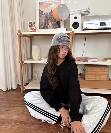 28[予約]matilda&lee v-neck sweatshirt