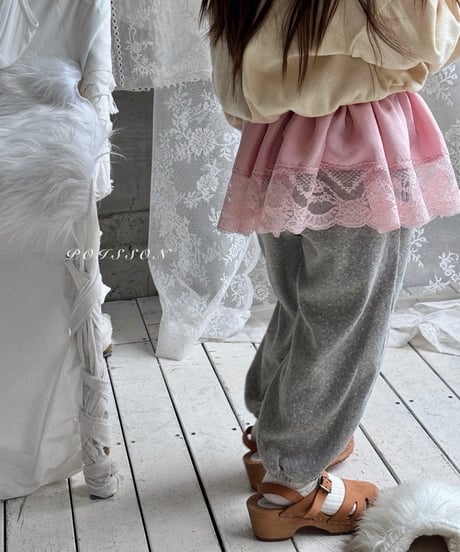 36[予約]poisson frill jogger pants