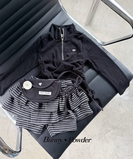 26[予約]bunny powder anime zip-up
