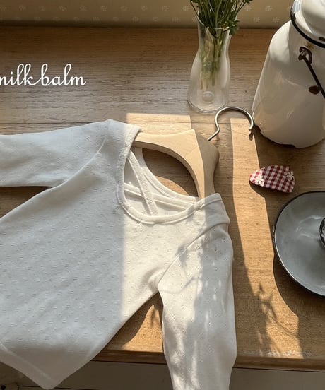 16[予約]milkbalm eyelet tee