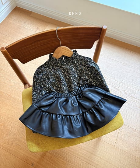 10[予約]ohho leather shirred skirt